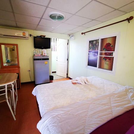 Hi Tech Resort Kabin Buri Εξωτερικό φωτογραφία