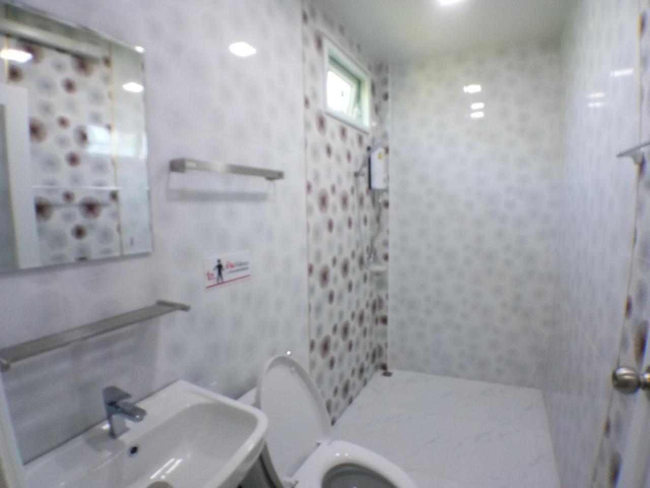 Hi Tech Resort Kabin Buri Εξωτερικό φωτογραφία