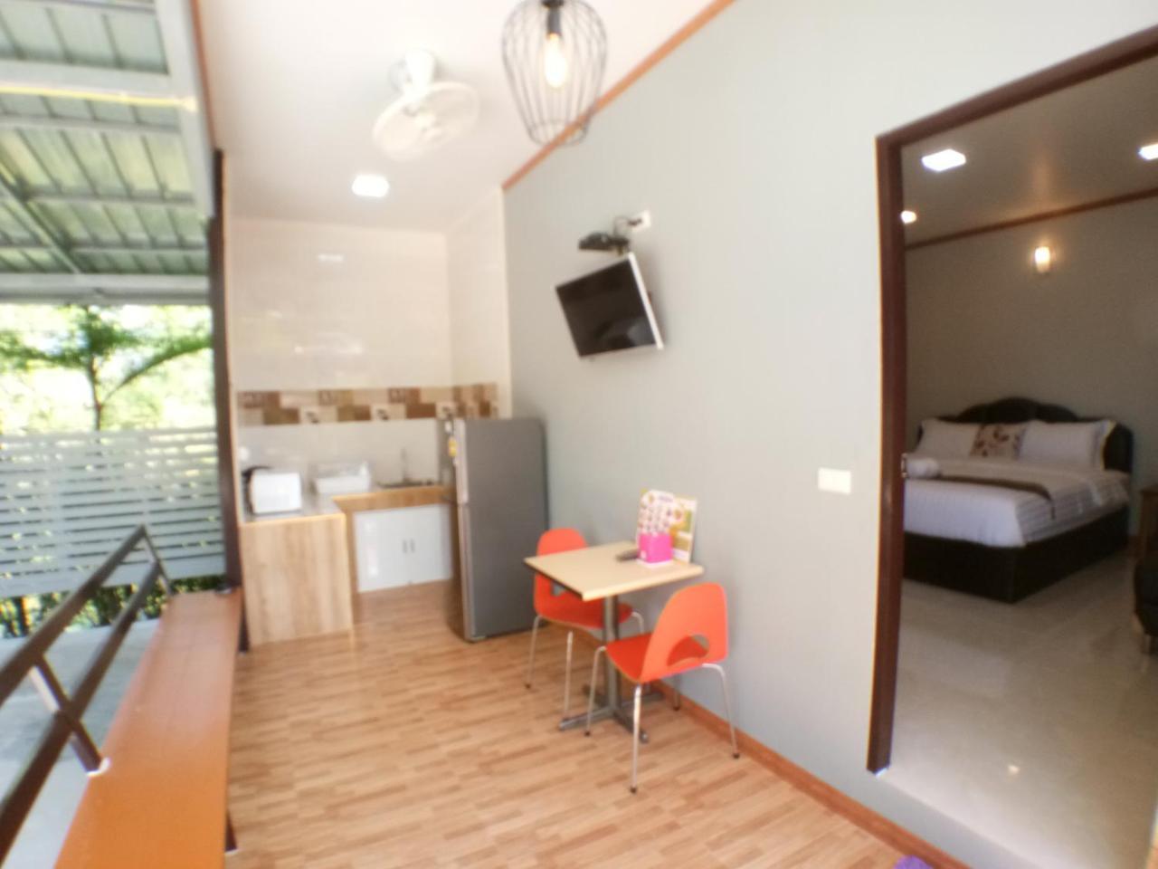 Hi Tech Resort Kabin Buri Δωμάτιο φωτογραφία