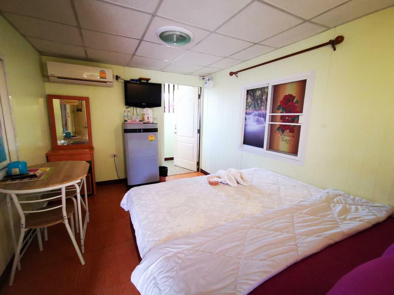 Hi Tech Resort Kabin Buri Εξωτερικό φωτογραφία